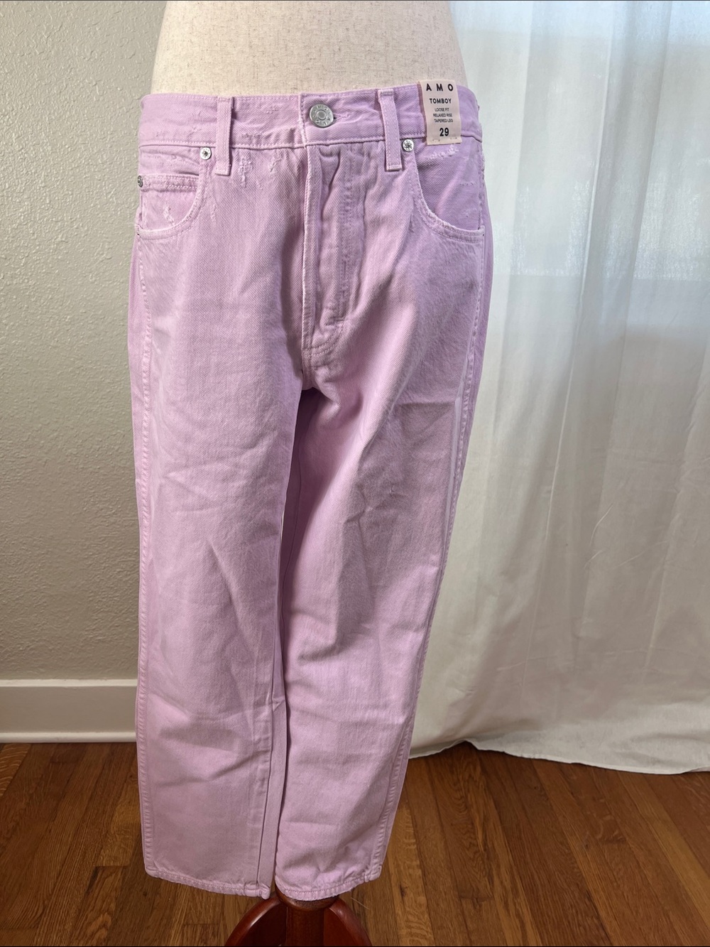AMO Pastel Lilac Tomboy Crop Jeans. Size 29. NWT. Callout